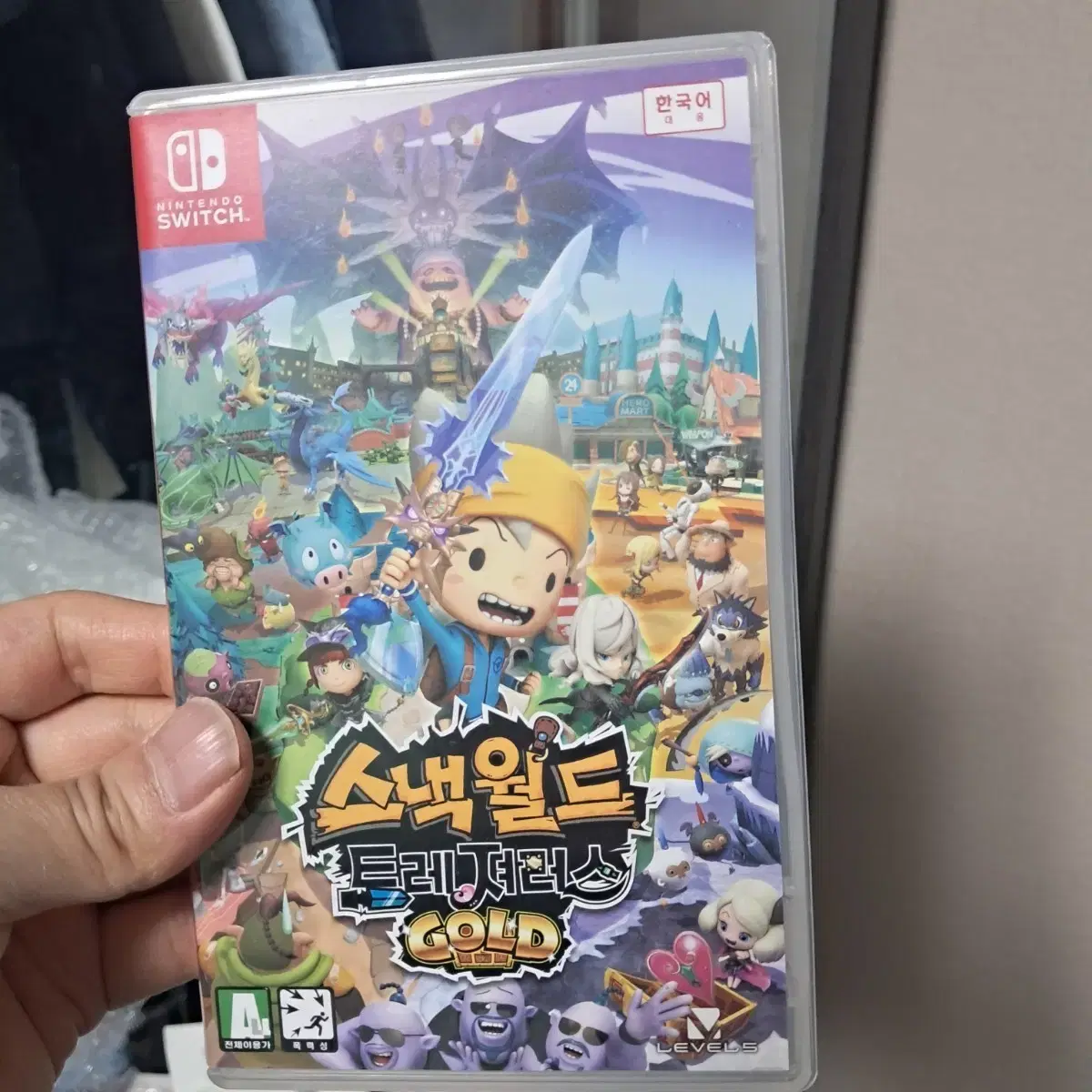 thumbnail-0